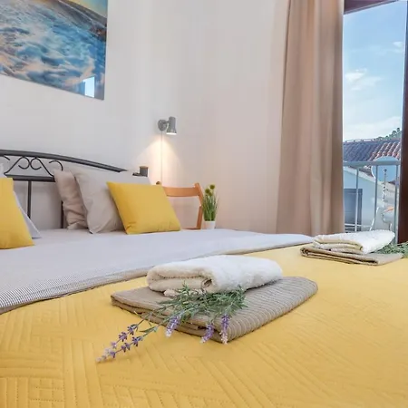 So Hvar So Good! Spacious With Terrace Hvar Town Exterior photo