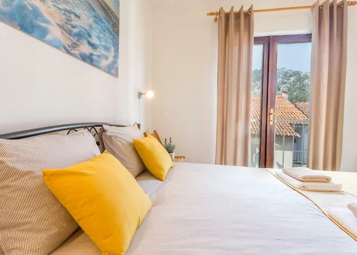 So Hvar So Good! Spacious With Terrace