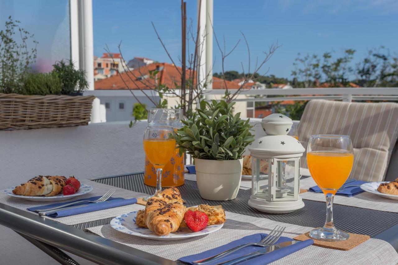 So Hvar So Good! Spacious With Terrace Apartment Hvar Town