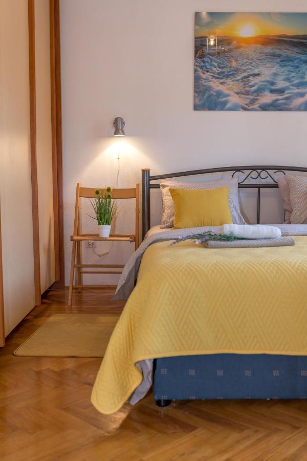 So Hvar So Good! Spacious With Terrace *