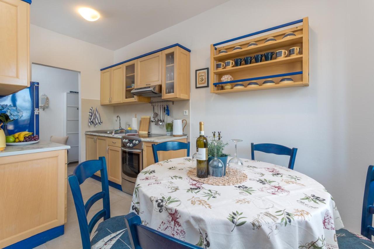 So Hvar So Good! Spacious With Terrace Hvar Town