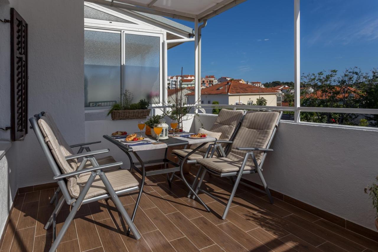 Apartment So Hvar So Good! Spacious With Terrace